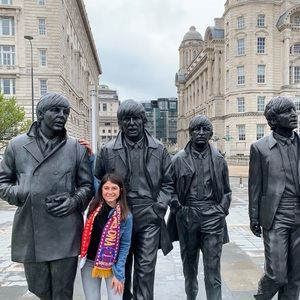 Meet your Posher, Victoria